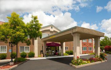 Best Western Orchard Inn Юкайа Экстерьер фото