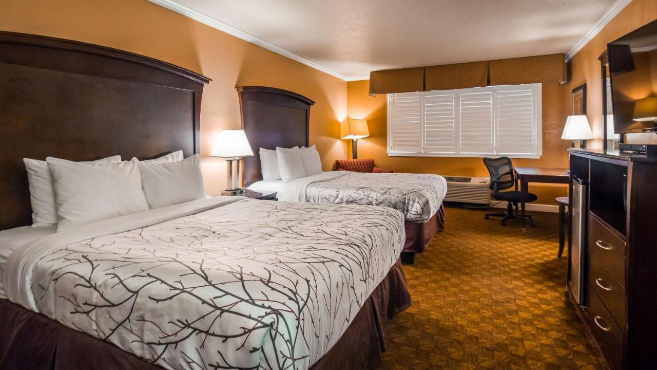 Best Western Orchard Inn Юкайа Экстерьер фото
